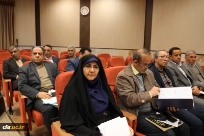 در نشست صمیمی اساتید و  اعضای هیئت علمی با اعضای هیئت رئیسه دانشگاه فرهنگیان  تاکید شد:

لزوم بومی سازی آیین نامه و شیوه نامه ترفیع و تعیین تکلیف اساتید متناسب با ویژگی های خاص این دانشگاه