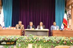 در نشست صمیمی اساتید و  اعضای هیئت علمی با رییس  و اعضای هیئت رئیسه  تاکید کرد:

لزوم بومی سازی آیین نامه و شیوه نامه ترفیع و تعیین تکلیف اساتید متناسب با ویژگی های خاص این دانشگاه 2