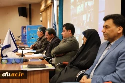 در نشست صمیمی اساتید و  اعضای هیئت علمی با رییس  و اعضای هیئت رئیسه  تاکید کرد:

لزوم بومی سازی آیین نامه و شیوه نامه ترفیع و تعیین تکلیف اساتید متناسب با ویژگی های خاص این دانشگاه 2