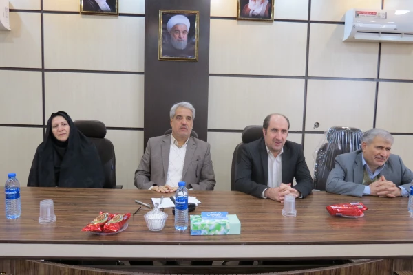 مدیر کل دانشجویی دانشگاه در جمع سرپرستان سراهای دانشجویی مناطق 2و 9 کشور در  استان گیلان :

 تربیت بایدبه اصل آموزش عمومی، نوآوری، رقابت، آینده پژوهی و مهارت نیروی انسانی متکی باشد 2