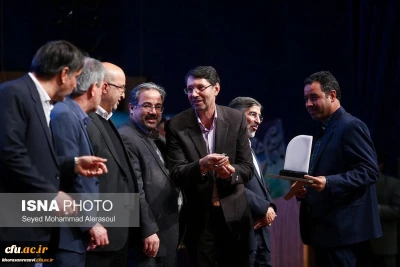 از سوی جشنواره علمی رضوی انتخاب شد؛
استاد دانشگاه فرهنگیان خراسان رضوی به عنوان پژوهشگر برتر استان