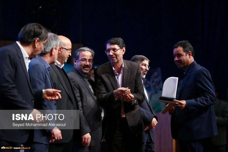 از سوی جشنواره علمی رضوی انتخاب شد؛
استاد دانشگاه فرهنگیان خراسان رضوی به عنوان پژوهشگر برتر استان