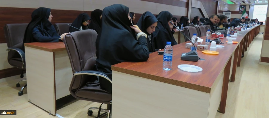 نشست تخصصی "برنامه درسی کلاس های چند پایه رویکردها، تجارب و اقدام"