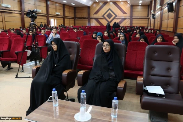 برگزاری سمینار علمی تولید محتوای الکترونیک در دانشگاه فرهنگیان یاسوج 4