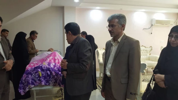 دیدار آقای دکتر خنیفر ریاست دانشگاه فرهنگیان با خانواده آقای قائمی صدر معاون اسبق مرکز آموزش عالی شیخ مرتضی انصاری (دزفول):