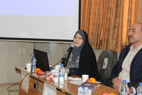 دردانشگاه فرهنگیان استان قزوین برگزارشد:« همایش استانی نقش ورسالت دانشگاه فرهنگیان درتربیت شهروندفعال» 9