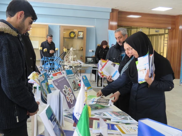 برپایی نمایشگاهی از توانمندی های پژوهشی، فرهنگی و اجتماعی پردیس علامه امینی(رض) تبریز