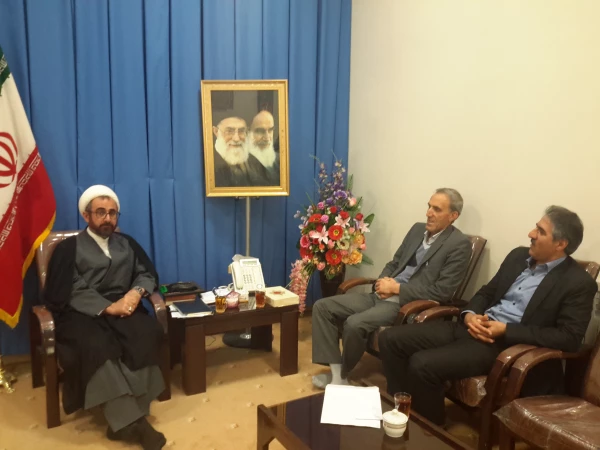 دیدار مسئولین دانشگاه فرهنگیان با نماینده ولی فقیه و امام جمعه ایلام