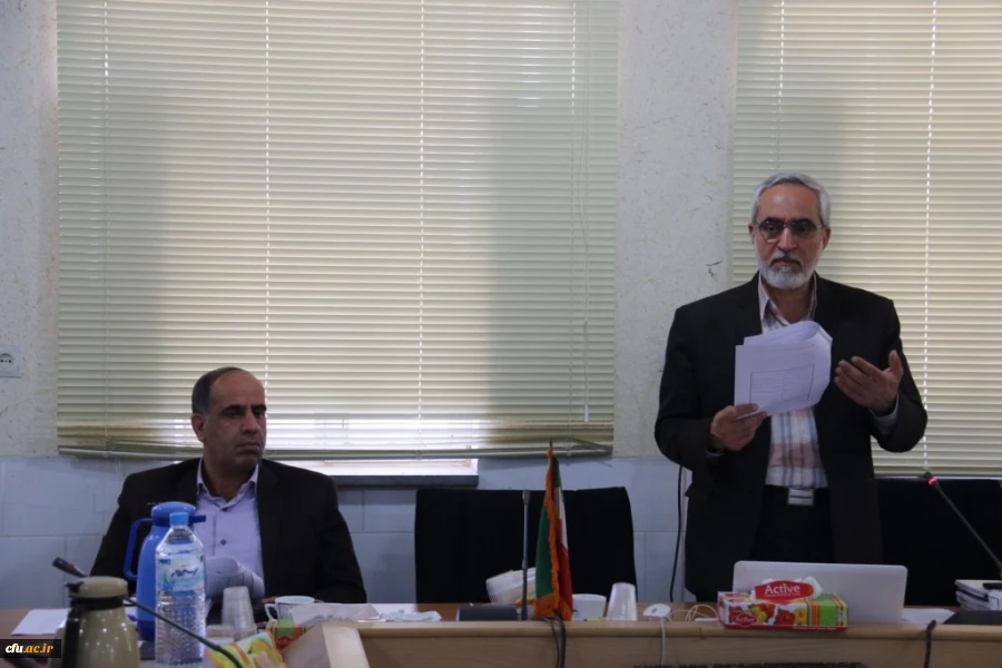 برگزاری دوره توانمند سازی کارورزی مدرسان پردیس های استان یزد
 6