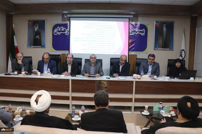 معاون دانشجویی دانشگاه در بیستمین اجلاس مدیران دانشگاه فرهنگیان:

ارتقاء کیفی، اقتدار و هماهنگی به عنوان سه اصل در به ثمر رساندن فعالیت ها 2