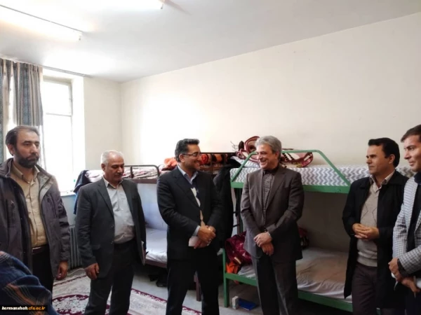 بازدید معاونِ مدیرکل برنامه ریزی خدمات و رفاه دانشجویی از استان کرمانشاه
 2