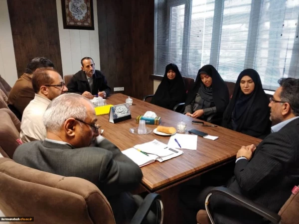 بازدید معاونِ مدیرکل برنامه ریزی خدمات و رفاه دانشجویی از استان کرمانشاه
 2