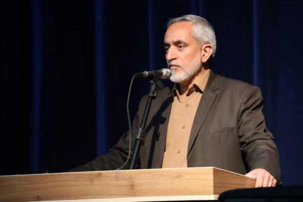 برگزاری جلسه فرهنگی در دانشگاه فرهنگیان یزد با حضور مدیر کل آموزش و پرورش استان
 4