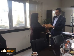 معاون دانشجویی دانشگاه همزمان با قرار گرفتن در آستانه سالروز ولادت حضرت فاطمه زهرا (س) در جلسه ادارات کل مشاوره، بهداشت و سلامت عنوان کرد:

در اجرای برنامه عملیاتی سال 98؛  اگر ها را به باورها تبدیل کنیم. 2