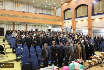 با حضور حجت الاسلام و المسلمین دادگر برگزار شد:

همایش قرآن و عترت با محوریت ولادت حضرت صدیقه طاهره (س) و حضرت امام (ره) بنیانگذار کبیر انقلاب اسلامی