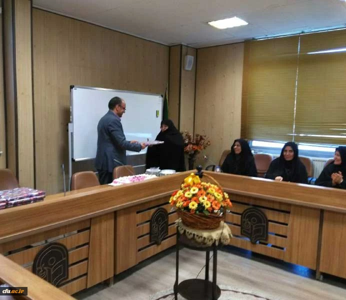 در پردیس الزهرا (س) استان زنجان  برگزار شد:

مراسم بزرگداشت ولادت حضرت فاطمه (س) و تجلیل از مقام مادر 2