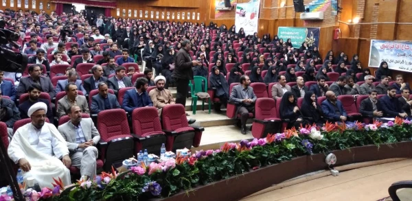 دومین همایش معلم مهدوی با حضور حجت الاسلام والمسلمین قرائتی دردانشگاه فرهنگیان کرمانشاه برگزار شد  3