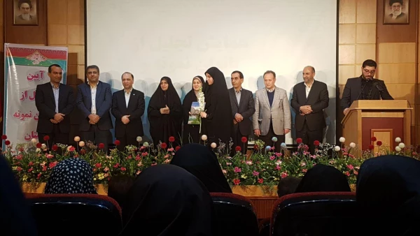 دکتر کسائیان طی پیامی انتخاب دانشجوی پردیس فاطمه الزهرا ( س) ساری به عنوان بانوی نمونه استان مازندران را تبریک گفتند.