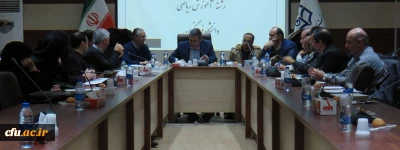 با حضور صاحب نظران رشته آموزش ریاضی استان آذربایجان شرقی برگزار شد

جلسه کارگروه  بررسی سرفصل های  پیشنهادی رشته آموزش ریاضی در مقطع کارشناسی ارشد