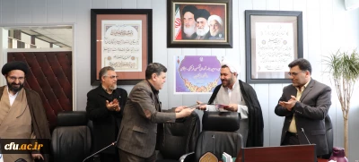 دکتر خنیفر  در نشست تجلیل از برگزارکنندگان جشنواره رویش:

سعی در شکستن تکرارها در همه امور از جمله فعالیت های فرهنگی داشته باشیم