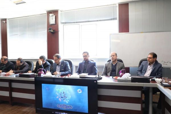 قدردانی از برگزارکنندگان رویش 5