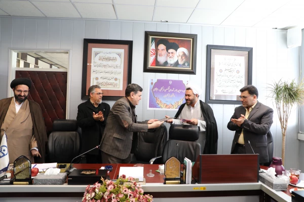 قدردانی از برگزارکنندگان رویش 12