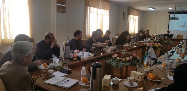 به همت حوزه نظارت و ارزیابی دانشگاه فرهنگیان استان مرکزی برگزار شد

کارگاه اخلاق حرفه ای با تأکید بر آموزه های اسلامی 4