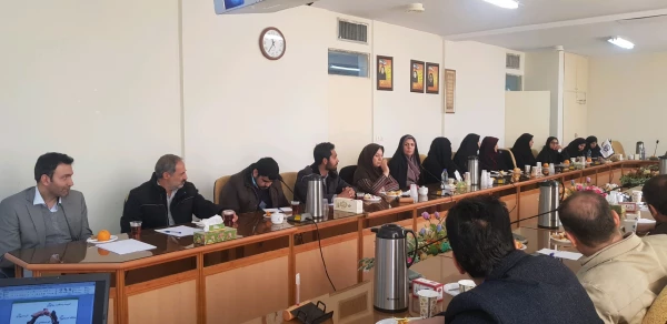 به همت حوزه نظارت و ارزیابی دانشگاه فرهنگیان استان مرکزی برگزار شد

کارگاه اخلاق حرفه ای با تأکید بر آموزه های اسلامی 5