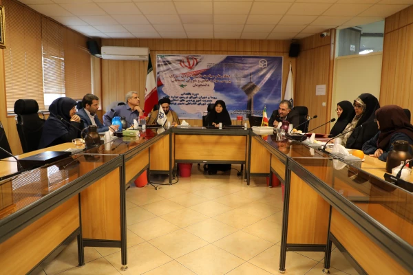 معاون دانشجویی در دوره بالندگی روسای شورای انضباطی بدوی پردیس ها:

شیوه های تربیتی و پیگیری امور مربوط به تخلف دانشجو باید با حفظ کرامت دانشجویی و به شیوه مناسب انجام شود 2