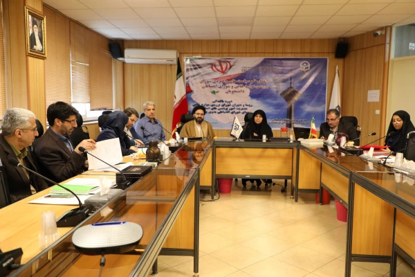 معاون دانشجویی در دوره بالندگی روسای شورای انضباطی بدوی پردیس ها:

شیوه های تربیتی و پیگیری امور مربوط به تخلف دانشجو باید با حفظ کرامت دانشجویی و به شیوه مناسب انجام شود 5