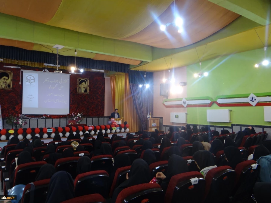 با حضور دکتر محمودلو سرپرست امور پردیس های استان آذربایجان غربی

برگزاری مراسم ولادت حضرت فاطمه الزهراء (س) و روز گرامیداشت مقام زن در پردیس علامه طباطبایی ارومیه
 5