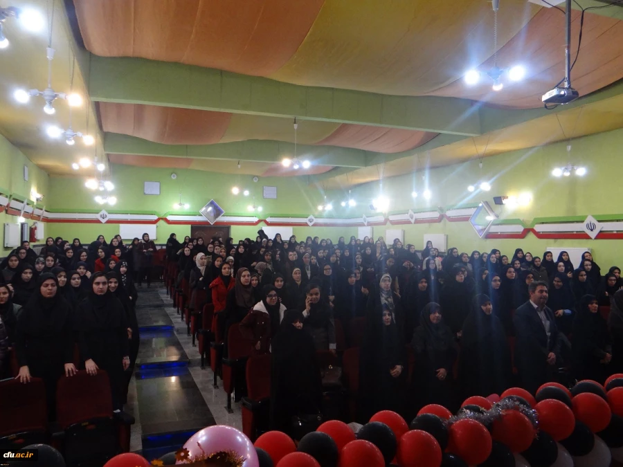 با حضور دکتر محمودلو سرپرست امور پردیس های استان آذربایجان غربی

برگزاری مراسم ولادت حضرت فاطمه الزهراء (س) و روز گرامیداشت مقام زن در پردیس علامه طباطبایی ارومیه
 8