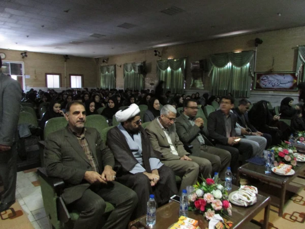 در دانشگاه فرهنگیان استان مرکزی برگزار شد

مسابقات سخنرانی TED 3