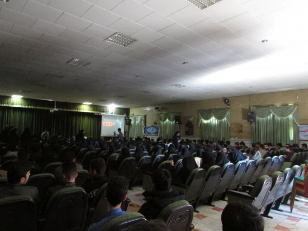 در دانشگاه فرهنگیان استان مرکزی برگزار شد

مسابقات سخنرانی TED 4