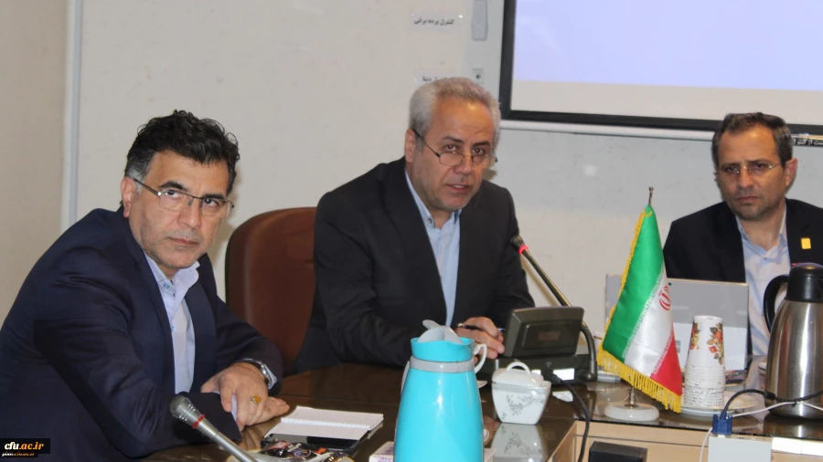 توسط معاون آموزشی، پژوهشی و فرهنگی امور پردیس های استان مطرح شد:
ضرورت نگاه ویژه سازمان مرکزی به کارکنان دانشگاه فرهنگیان خراسان رضوی