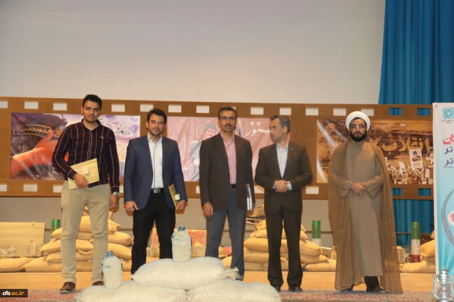 برگزاری کارگاه آموزشی به همت امور دانشجویی در پردیس شهیدان پاک نژاد یزد
 5