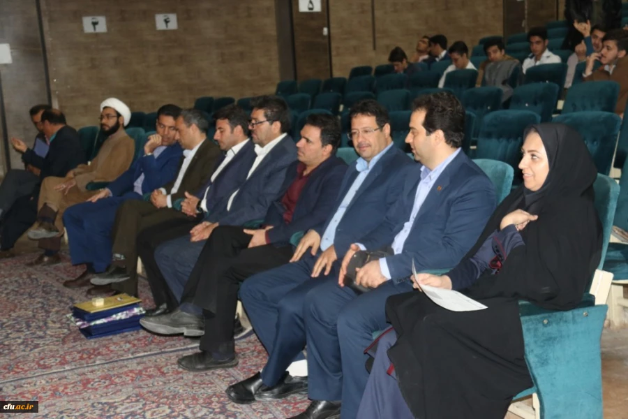 برگزاری کارگاه آموزشی به همت امور دانشجویی در پردیس شهیدان پاک نژاد یزد
 6