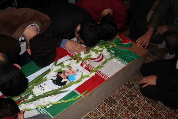 استقبال ووداع باشکوه وعاشقانه اساتید کارکنان ودانشجویان دانشگاه فرهنگیان استان قزوین با سردارشهید مدافع حرم حمیدمحمدرضایی 5