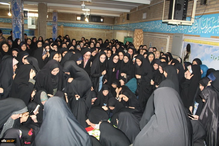 استقبال ووداع باشکوه وعاشقانه اساتید کارکنان ودانشجویان دانشگاه فرهنگیان استان قزوین با سردارشهید مدافع حرم حمیدمحمدرضایی 10