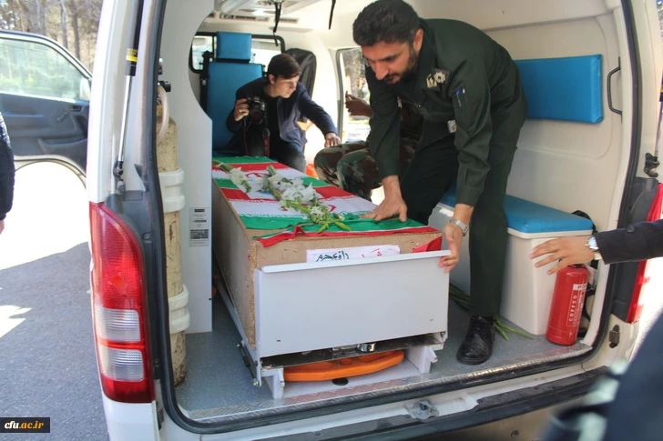استقبال ووداع باشکوه وعاشقانه اساتید کارکنان ودانشجویان دانشگاه فرهنگیان استان قزوین با سردارشهید مدافع حرم حمیدمحمدرضایی 16