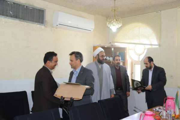 برگزاری مراسم تودیع و معارفه مسئول حراست دانشگاه فرهنگیان یزد


 15