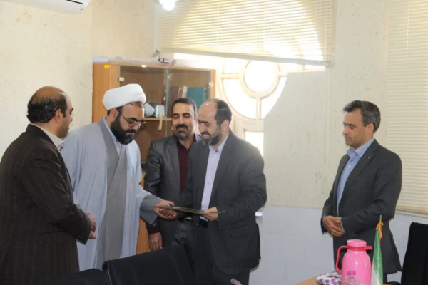 برگزاری مراسم تودیع و معارفه مسئول حراست دانشگاه فرهنگیان یزد


 16