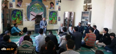 دکتر محمدی درمراسم بدرقه کاروان دانشجویان راهیان نور:

سعی کنیدازمعنویات این اردوی معنوی روحیه بگیرید وآن رادرکلاس های درس ودرجمع دانش آموزان اجرا کنید