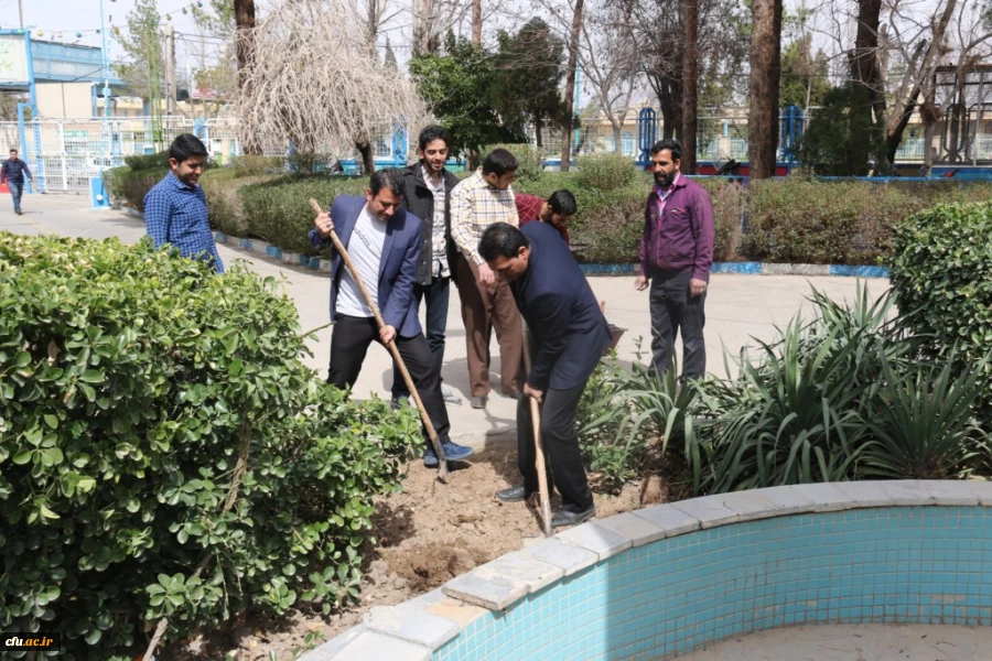 برگزاری مراسم روز درختکاری در دانشگاه فرهنگیان یزد
 7