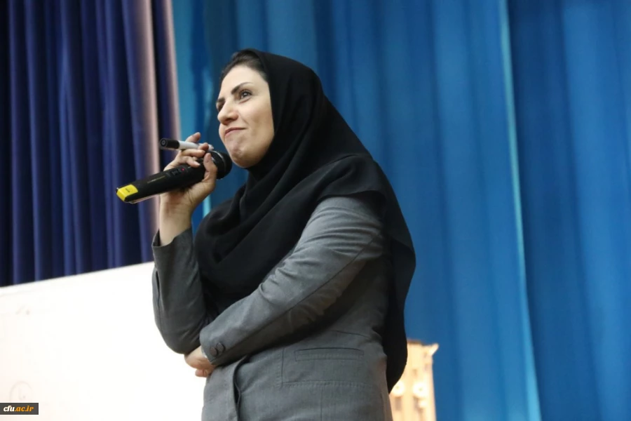 برگزاری کارگاه آموزشی روش تدریس و بررسی کتب ریاضی ابتدایی در دانشگاه فرهنگیان یزد
 3