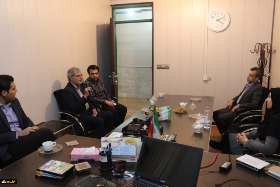 برگزاری کارگاه آموزشی روش تدریس و بررسی کتب ریاضی ابتدایی در دانشگاه فرهنگیان یزد
 4