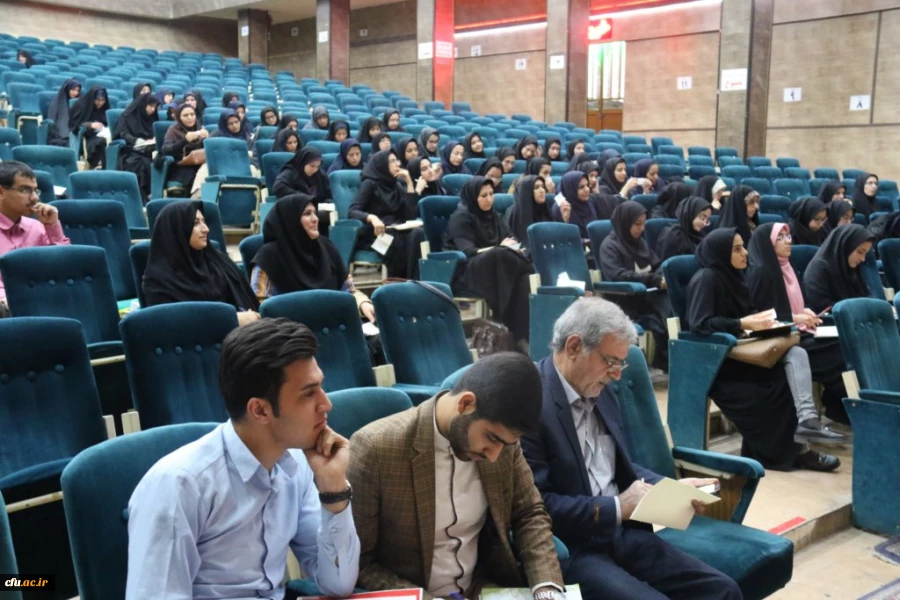 برگزاری کارگاه آموزشی روش تدریس و بررسی کتب ریاضی ابتدایی در دانشگاه فرهنگیان یزد
 7