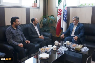 نشست سرپرست مرکز هوشمندسازی دانشگاه فرهنگیان با مدیر کل ارتباطات و فناوری اطلاعات استان قم