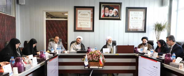 در دومین جلسه هیات امنای بنیاد خیرین دانشگاه فرهنگیان انجام شد:

هیات مدیره هیات امناء خیرین حامی دانشگاه فرهنگیان انتخاب شدند 2