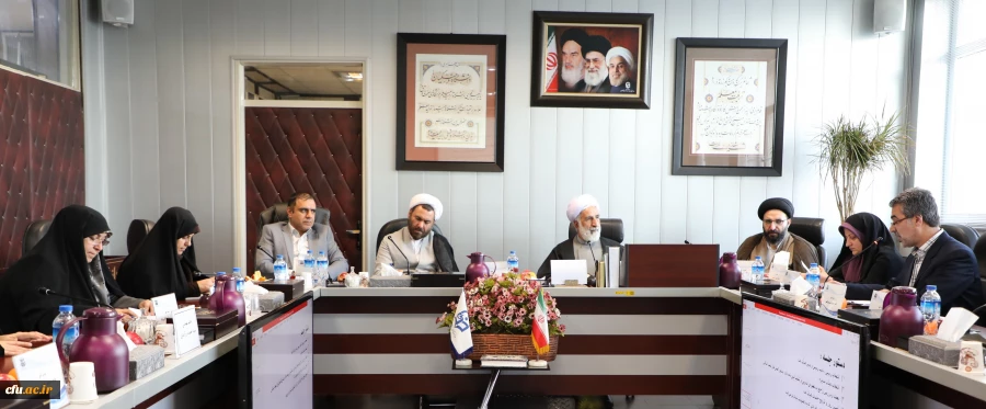 در دومین جلسه هیات امنای بنیاد خیرین دانشگاه فرهنگیان انجام شد:

هیات مدیره هیات امناء خیرین حامی دانشگاه فرهنگیان انتخاب شدند 2